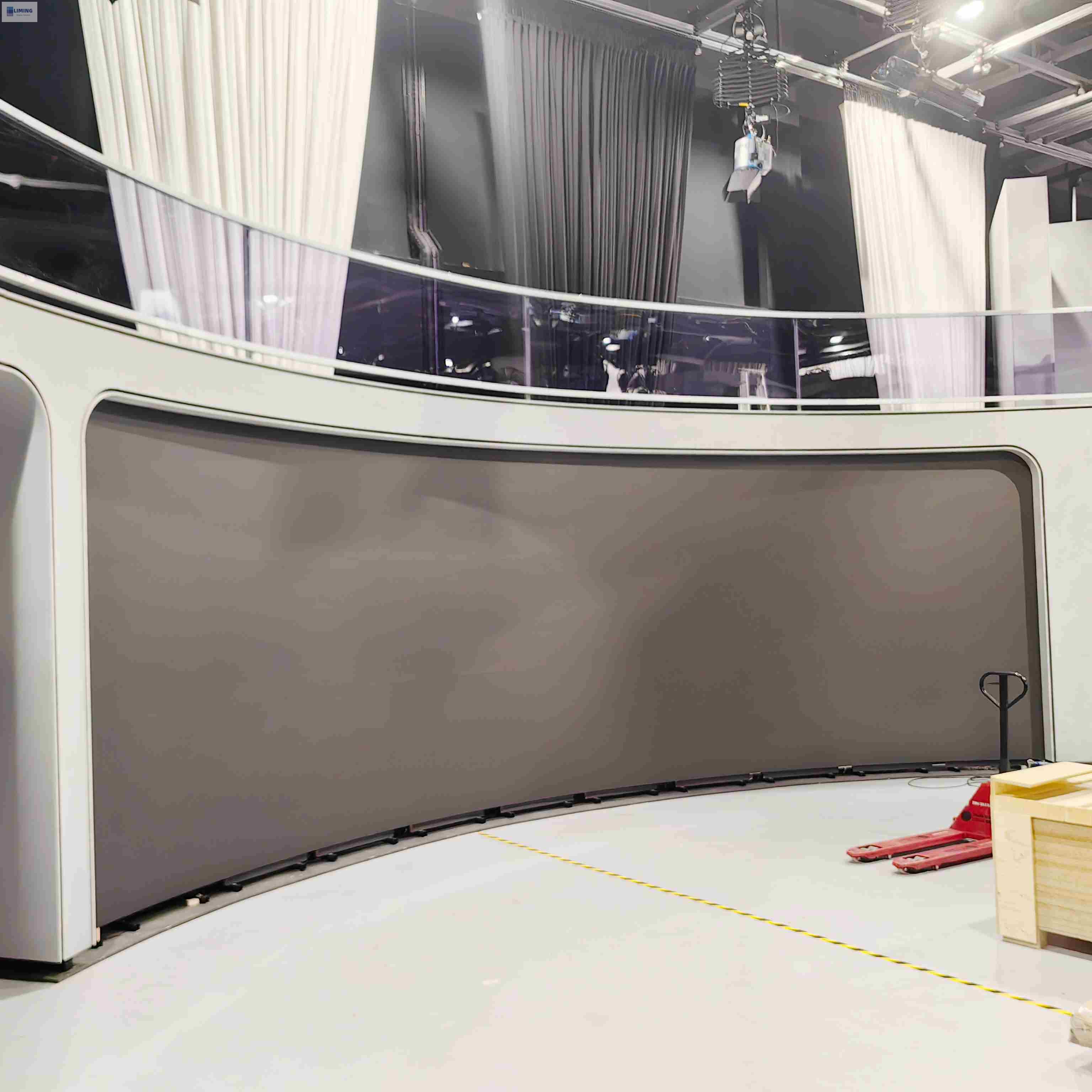 Floor Stand P1.25mm LED Display Solution for TV New Room